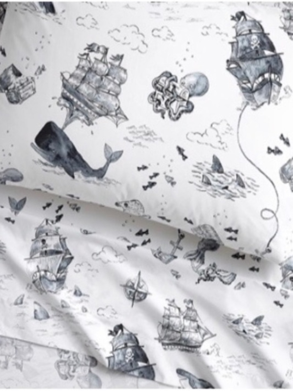 Potter barn kids Wilder ship Nautical Whale & Octopus Printed - White and Navy